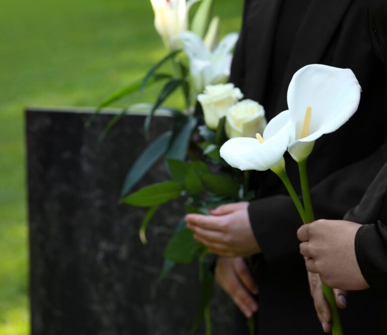 Znaczenie muzyki podczas ceremonii pogrzebowej - Jak wybrać oprawę, która odda hołd Zmarłemu?